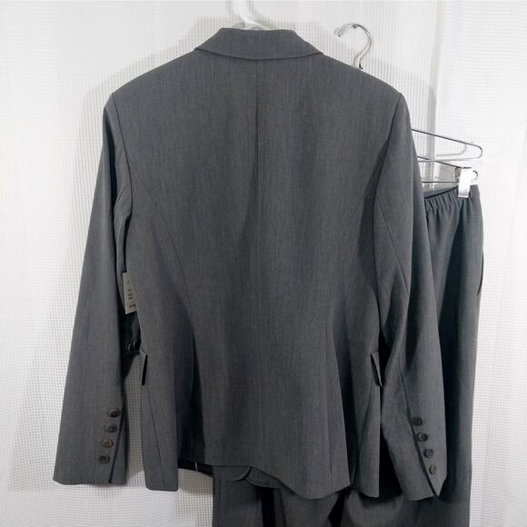 NWT! DUE PER DUE! DOVE GRAY UKTRA TAILIRED 2 PC PANTS & JACKET SUIT! SZ 12 - Picture 10 of 16